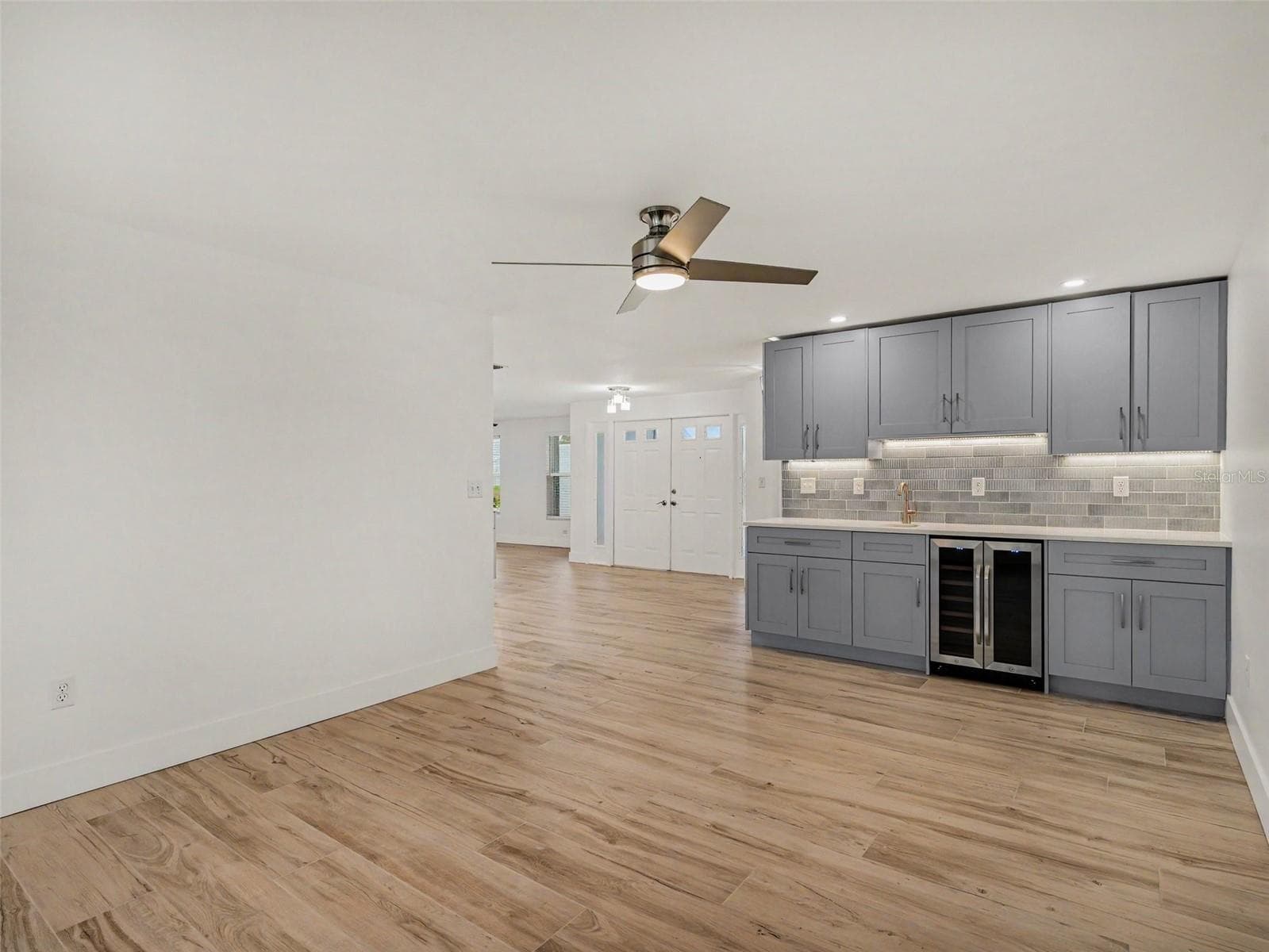 548 BELVEDERE COURT — photo 27 of 51