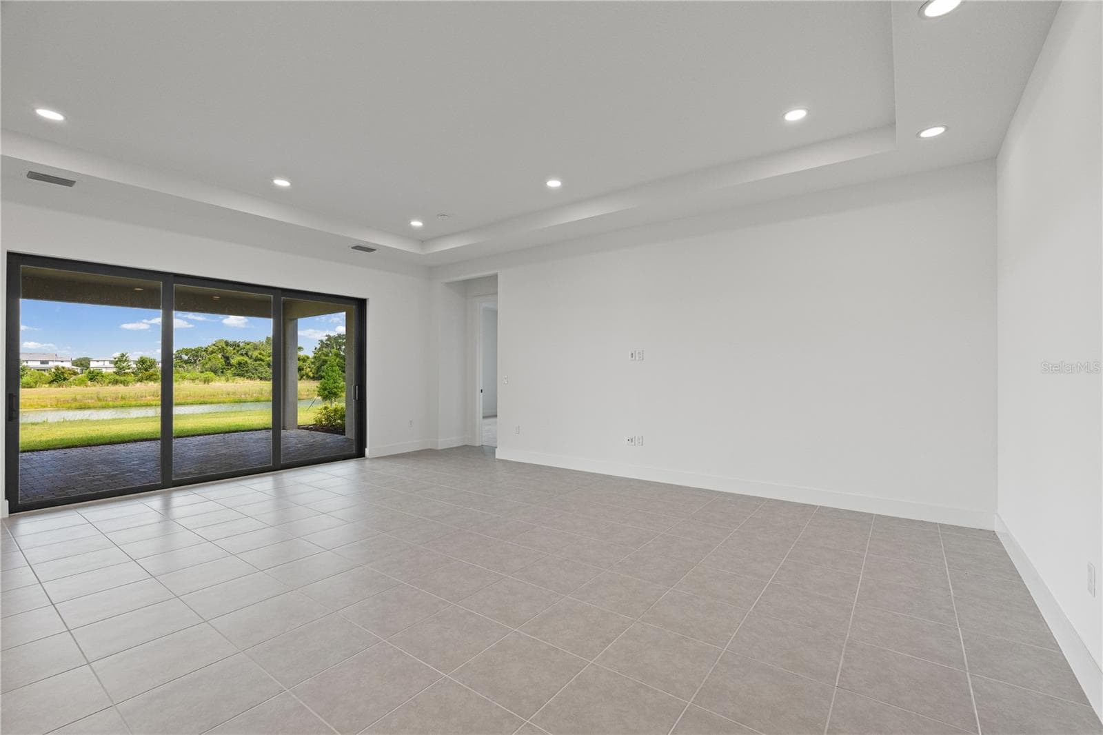 2629 WATERFRONT CIRCLE — photo 32 of 69
