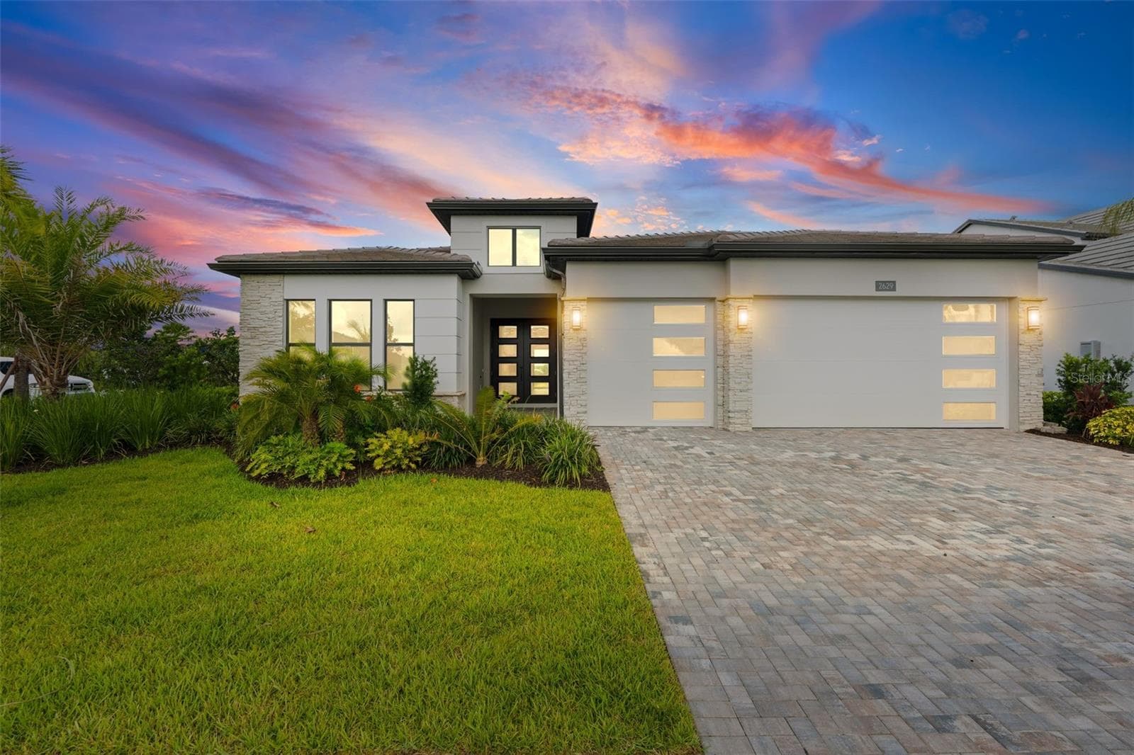 2629 WATERFRONT CIRCLE — photo 1 of 69