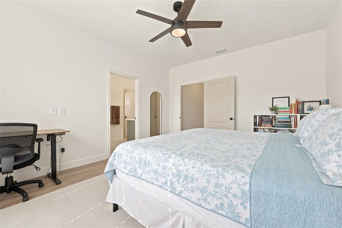 3705 31ST AVENUE — photo 16 of 55