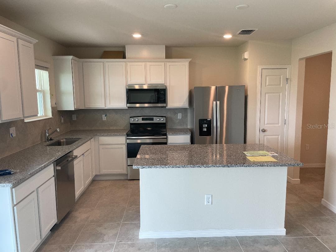 1148 SUGARWOOD STREET — photo 5 of 34