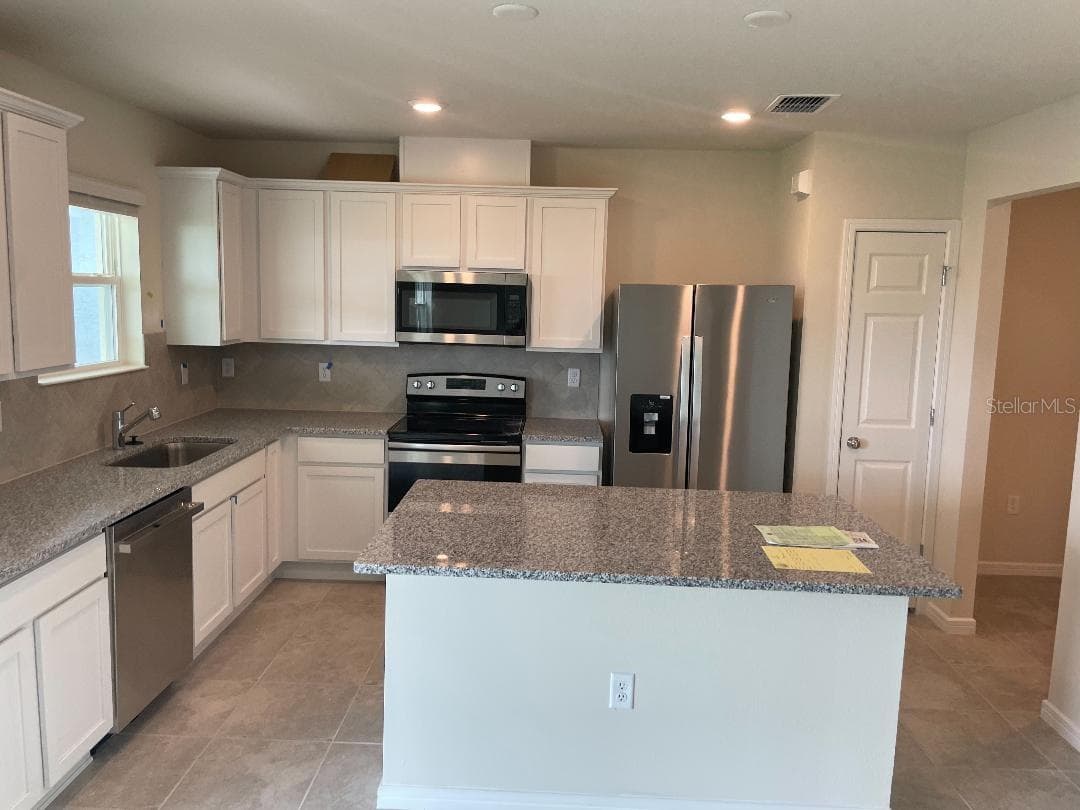 1148 SUGARWOOD STREET — photo 6 of 34