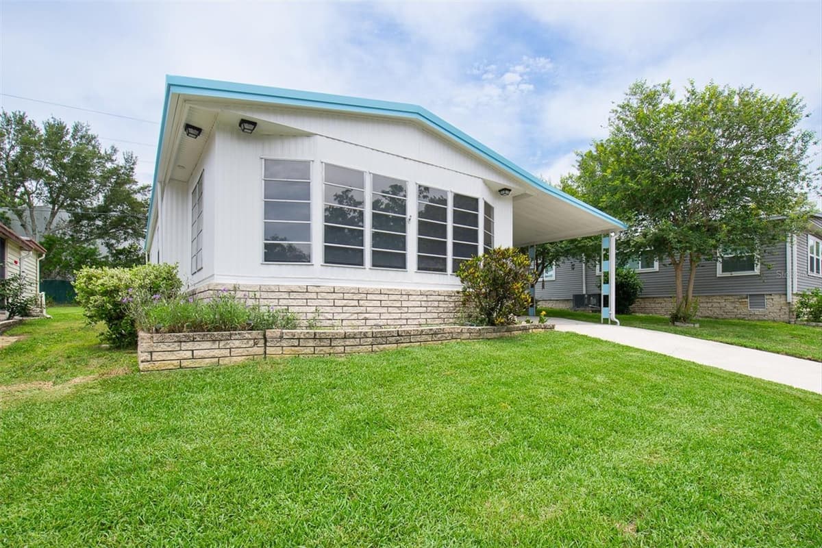47 SUGAR BEAR DRIVE — photo 34 of 39