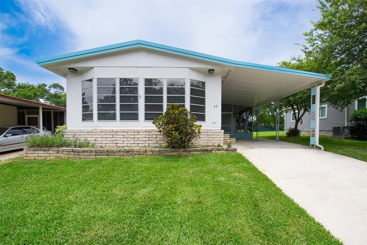 47 SUGAR BEAR DRIVE — photo 3 of 39