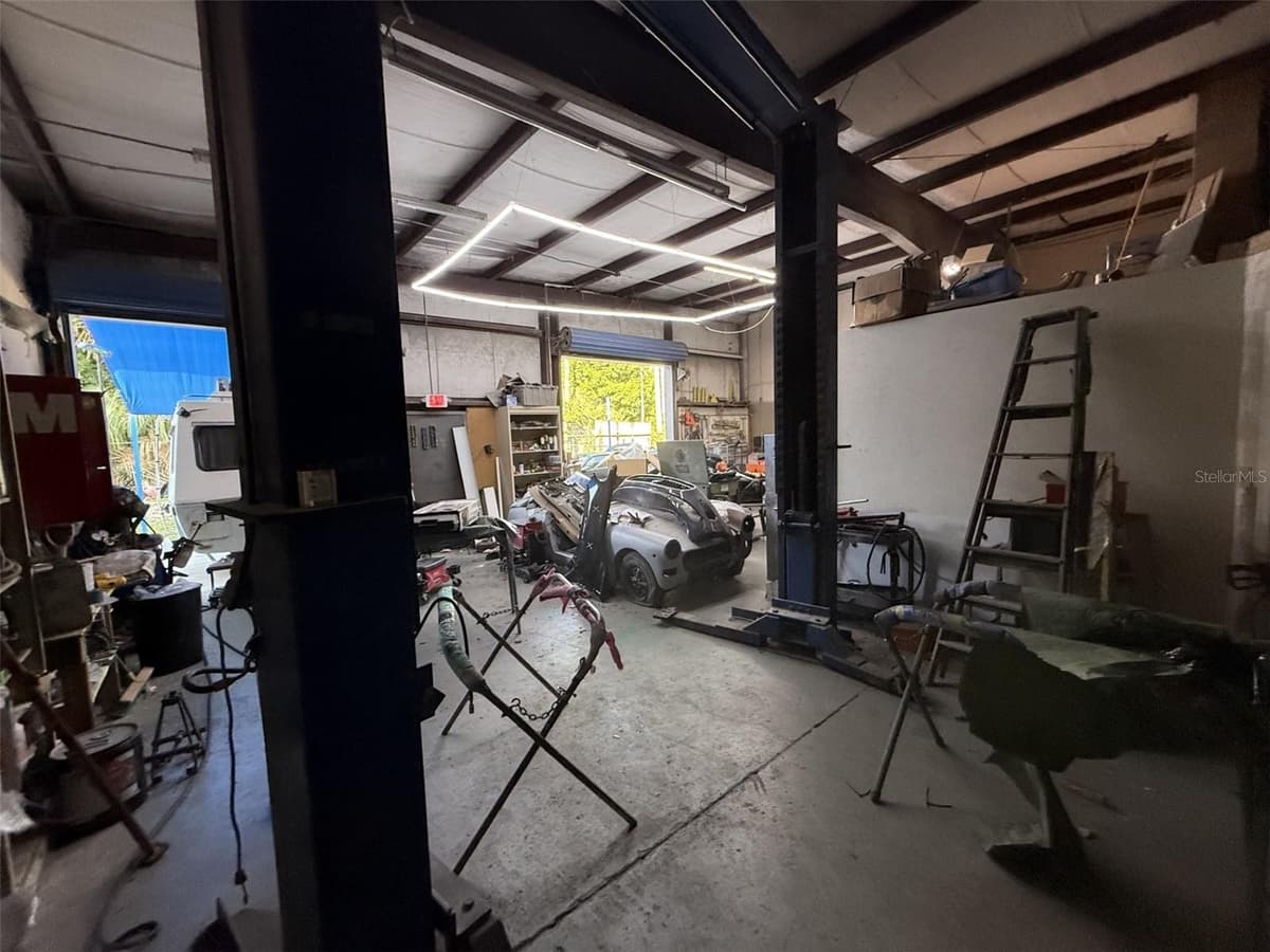 5508 BENCHMARK LANE — photo 24 of 100