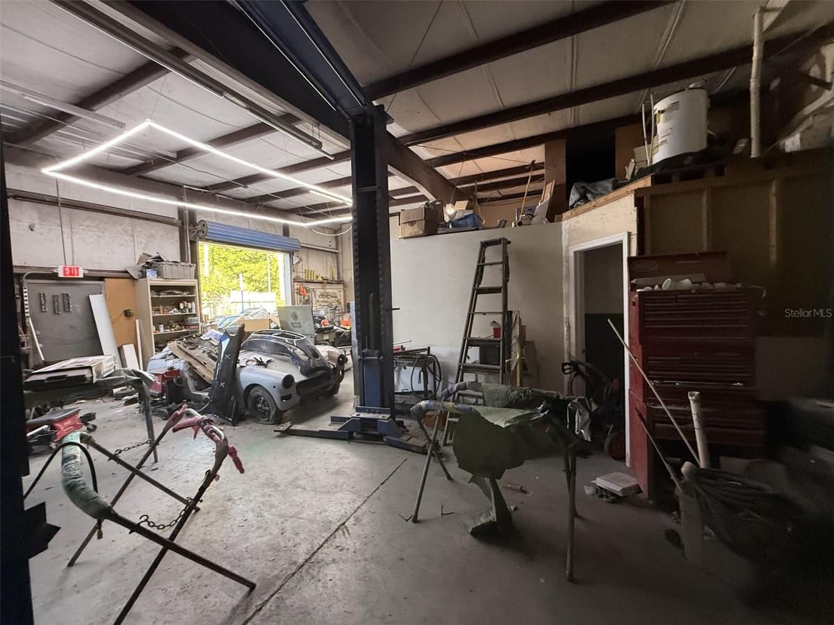 5508 BENCHMARK LANE — photo 22 of 100
