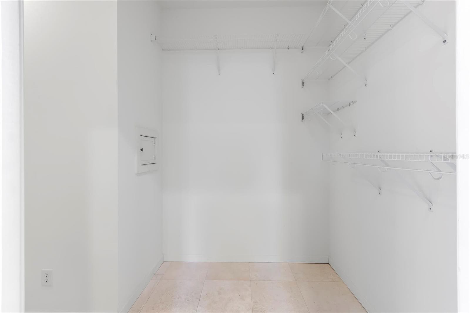 305 12TH AVENUE — photo 47 of 79