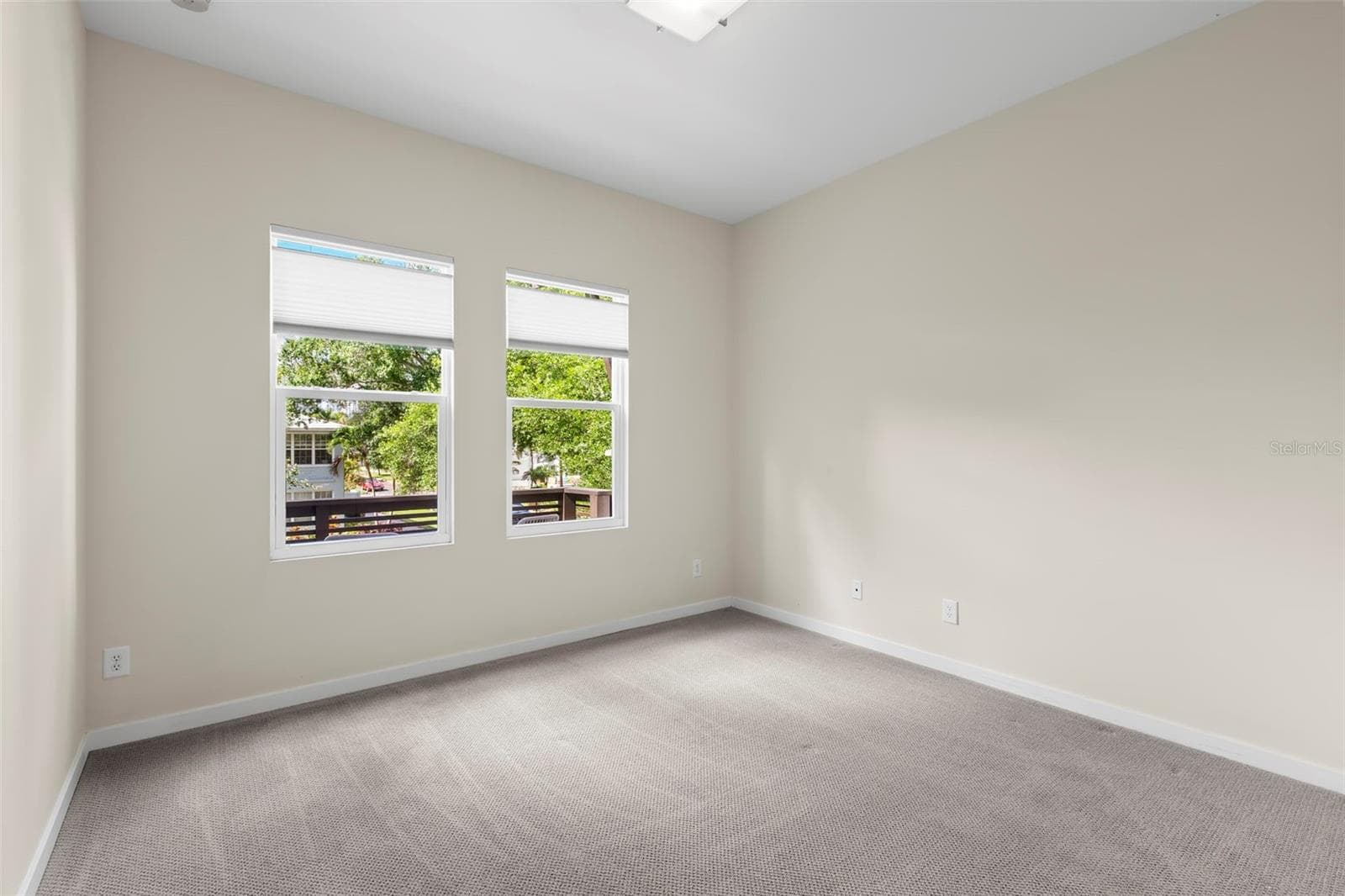 305 12TH AVENUE — photo 48 of 79