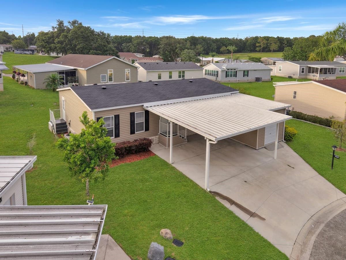 4125 MYRTLE OAK COURT — photo 3 of 35