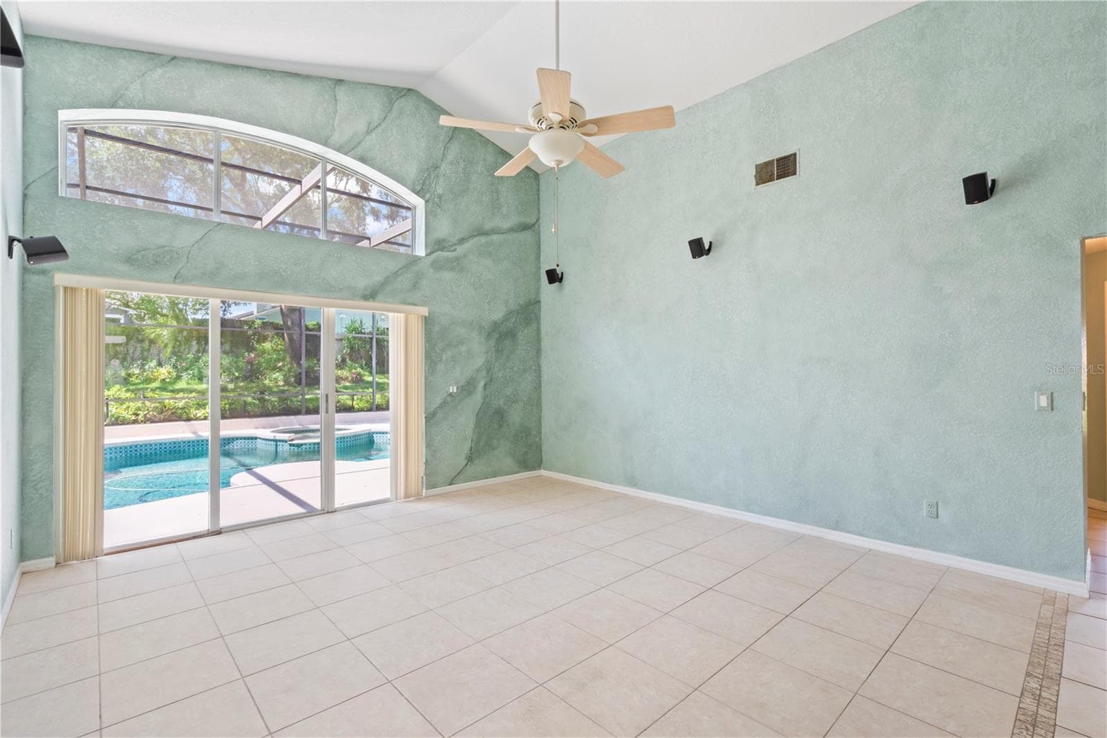 1105 CLINGING VINE PLACE — photo 13 of 32