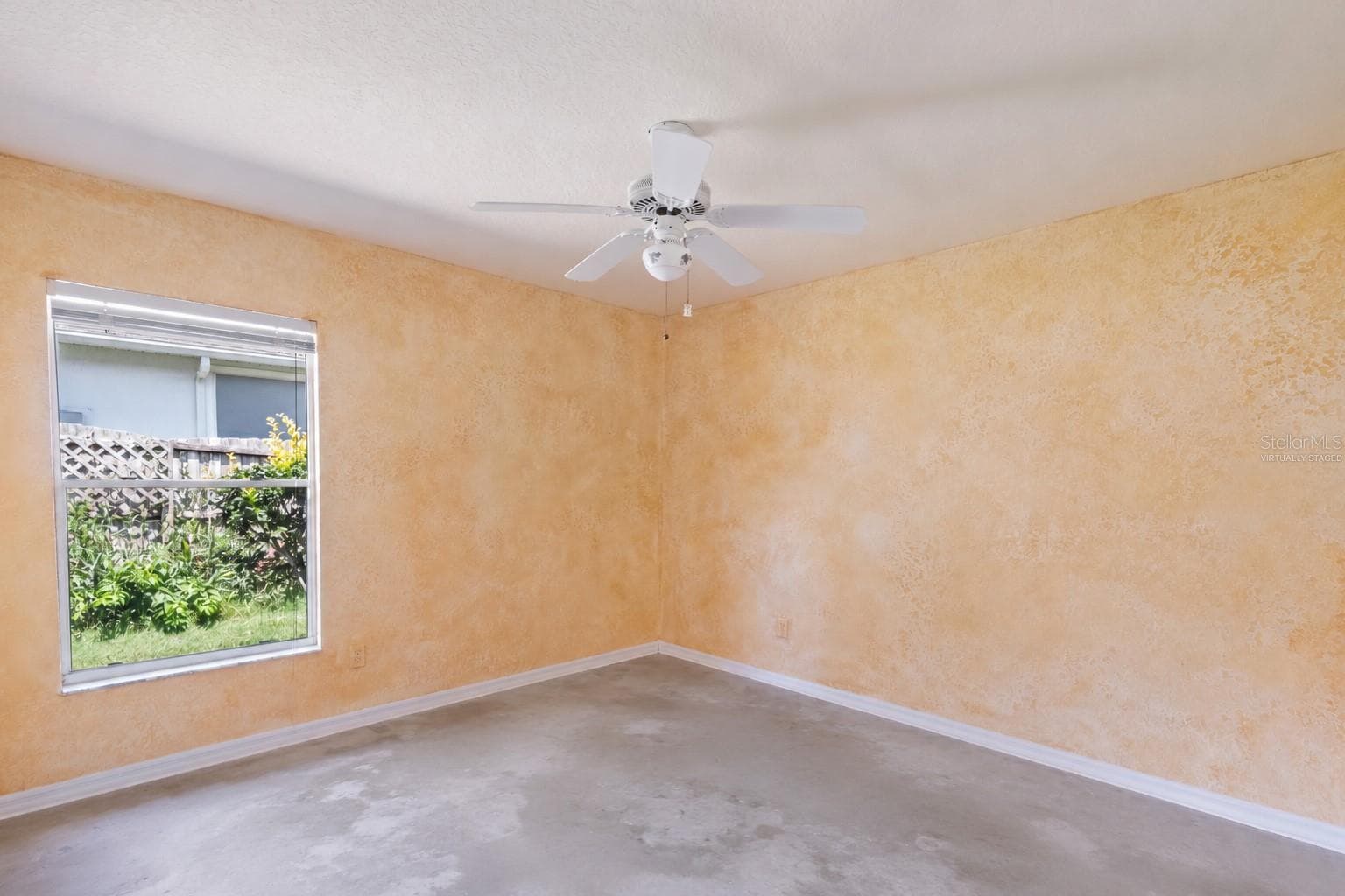 1105 CLINGING VINE PLACE — photo 25 of 32