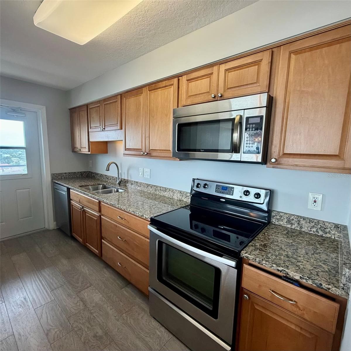 1601 CENTRAL AVENUE — photo 13 of 64