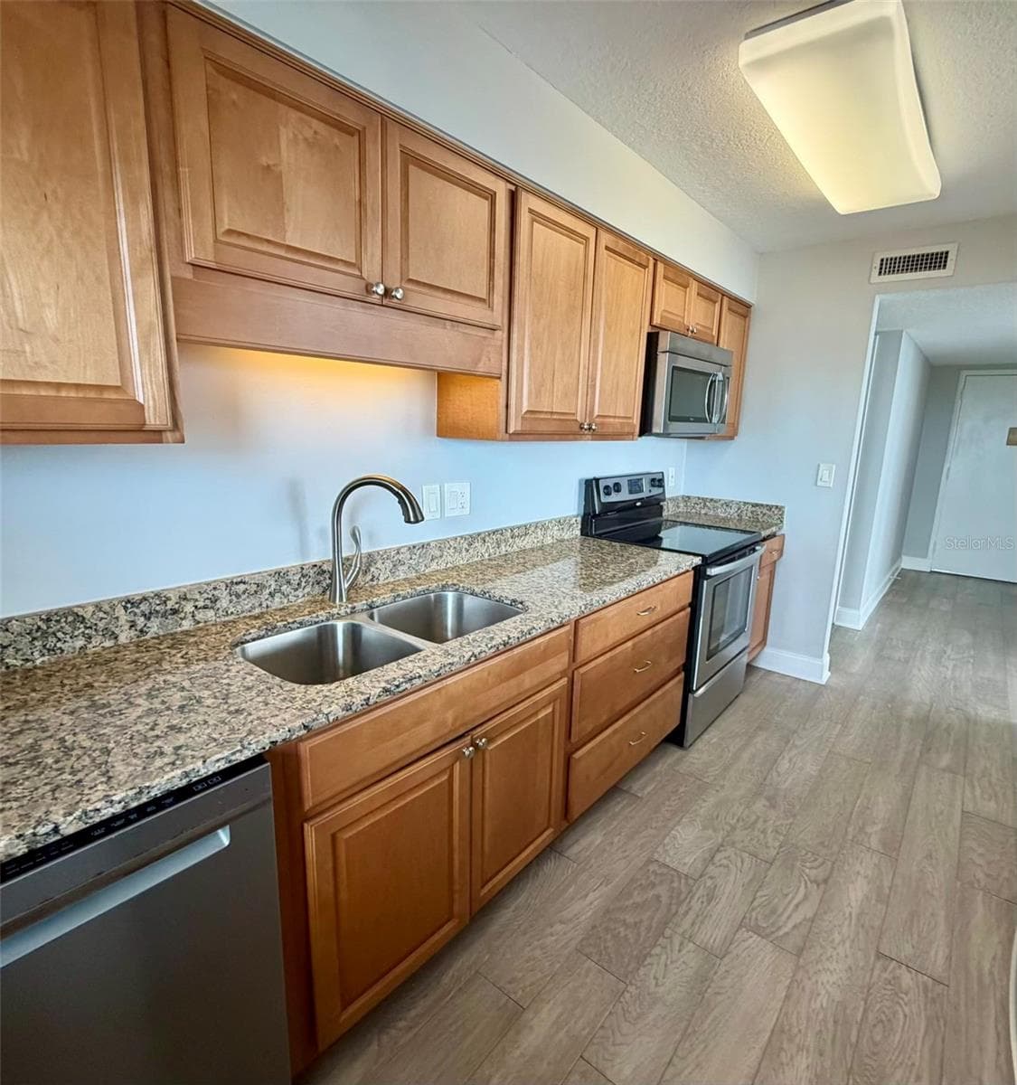 1601 CENTRAL AVENUE — photo 16 of 64