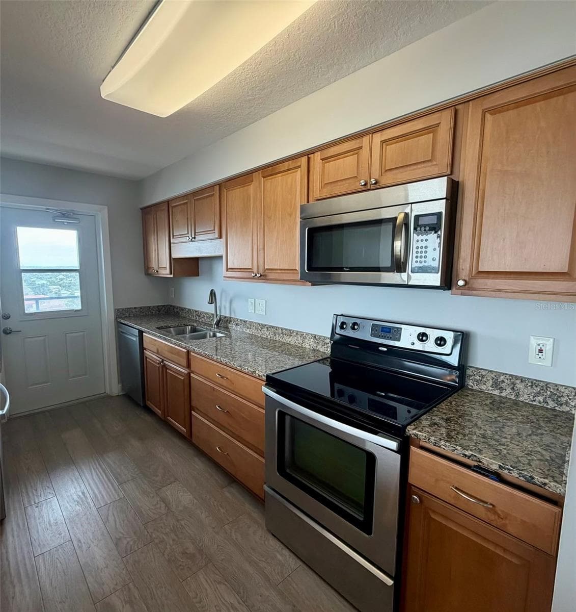 1601 CENTRAL AVENUE — photo 11 of 64