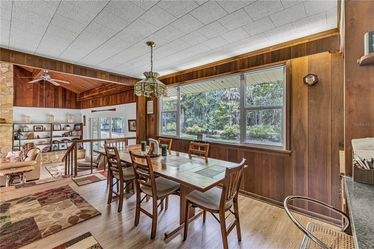 22308 BLUE CREEK LODGE ROAD — photo 10 of 37