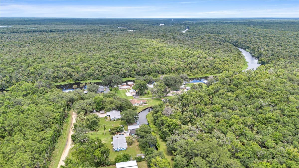 22308 BLUE CREEK LODGE ROAD — photo 5 of 37