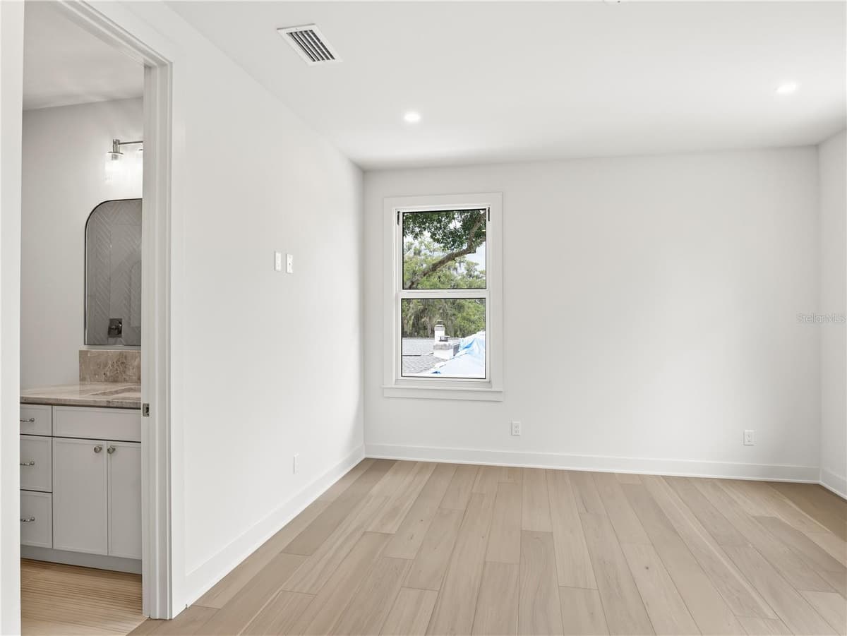 1836 WHITEHALL DRIVE — photo 44 of 70