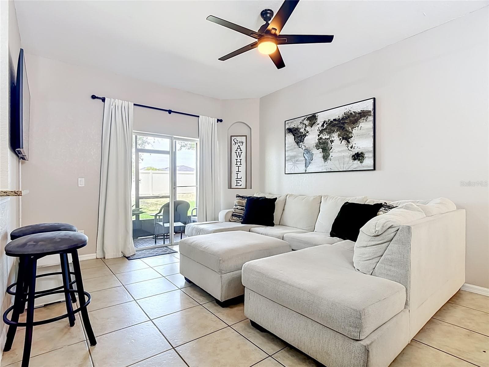 2510 CALABRIA AVENUE — photo 9 of 42
