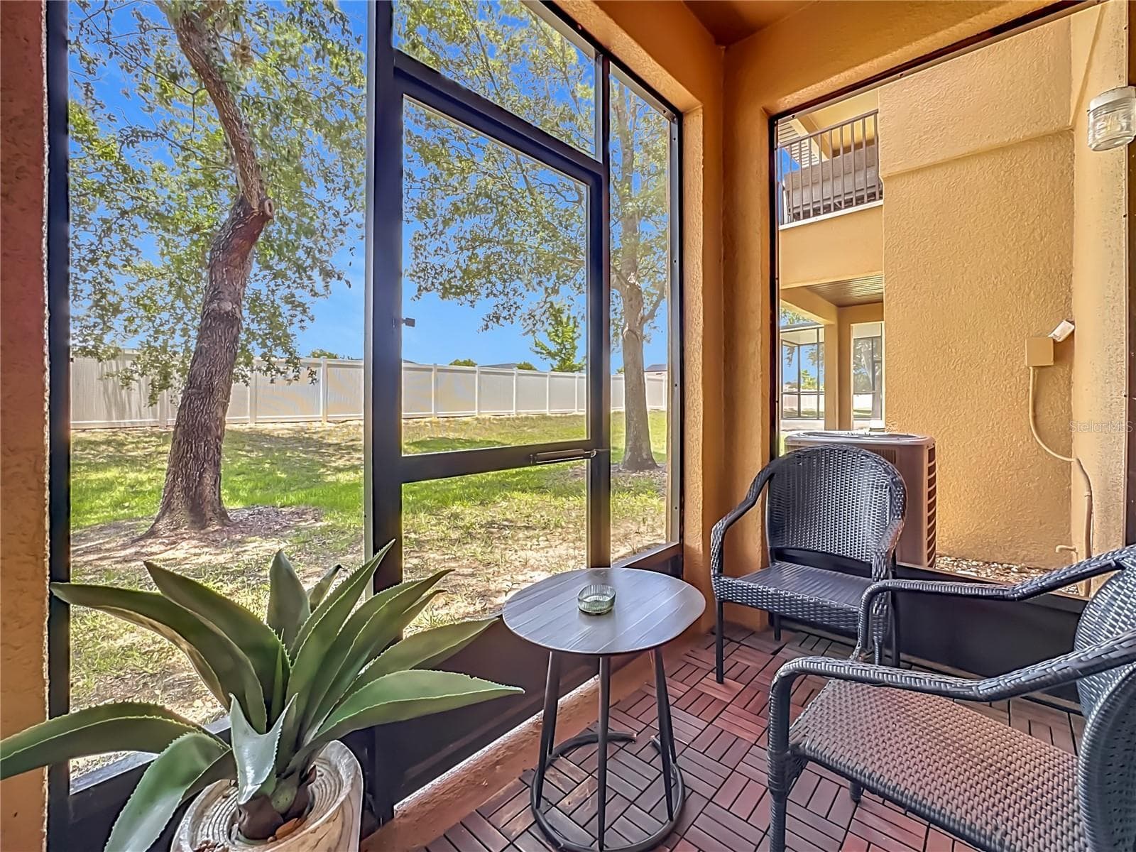 2510 CALABRIA AVENUE — photo 16 of 42