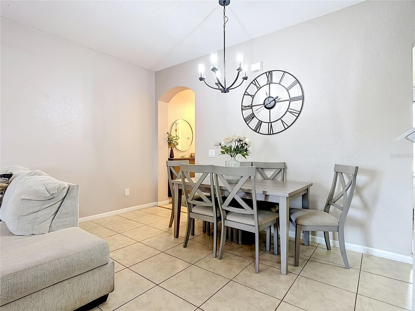 2510 CALABRIA AVENUE — photo 8 of 42