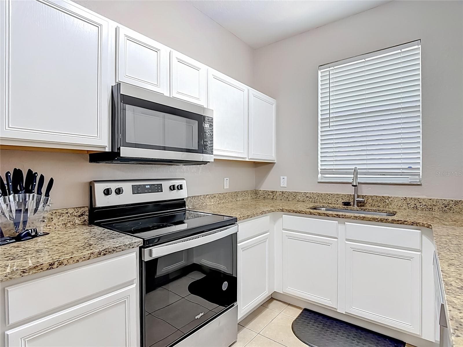 2510 CALABRIA AVENUE — photo 5 of 42