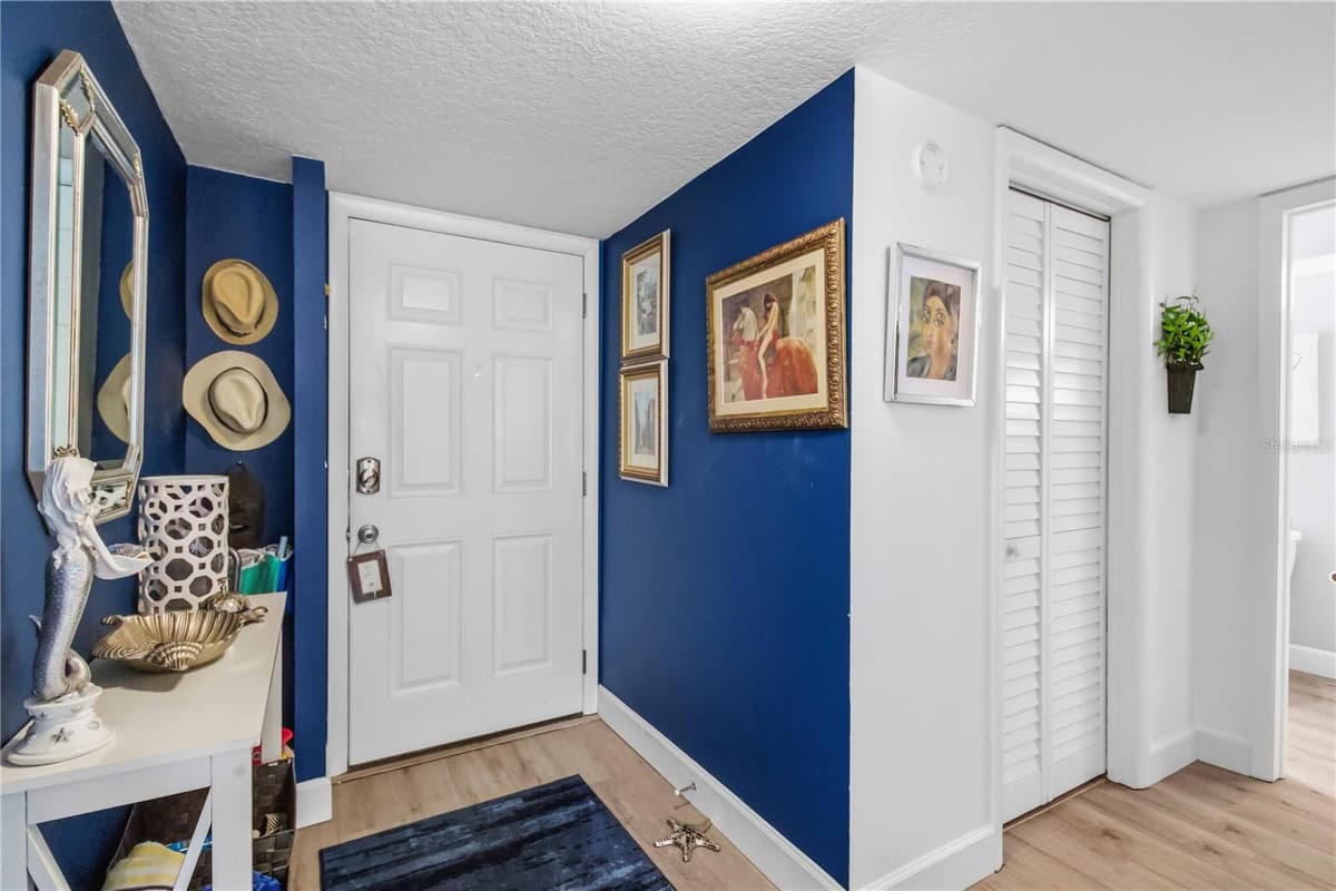 3804 GULF OF MEXICO DRIVE — photo 4 of 28