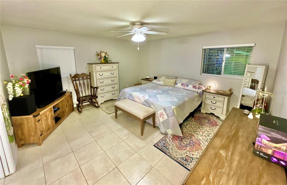 20517 114TH AVENUE — photo 19 of 52