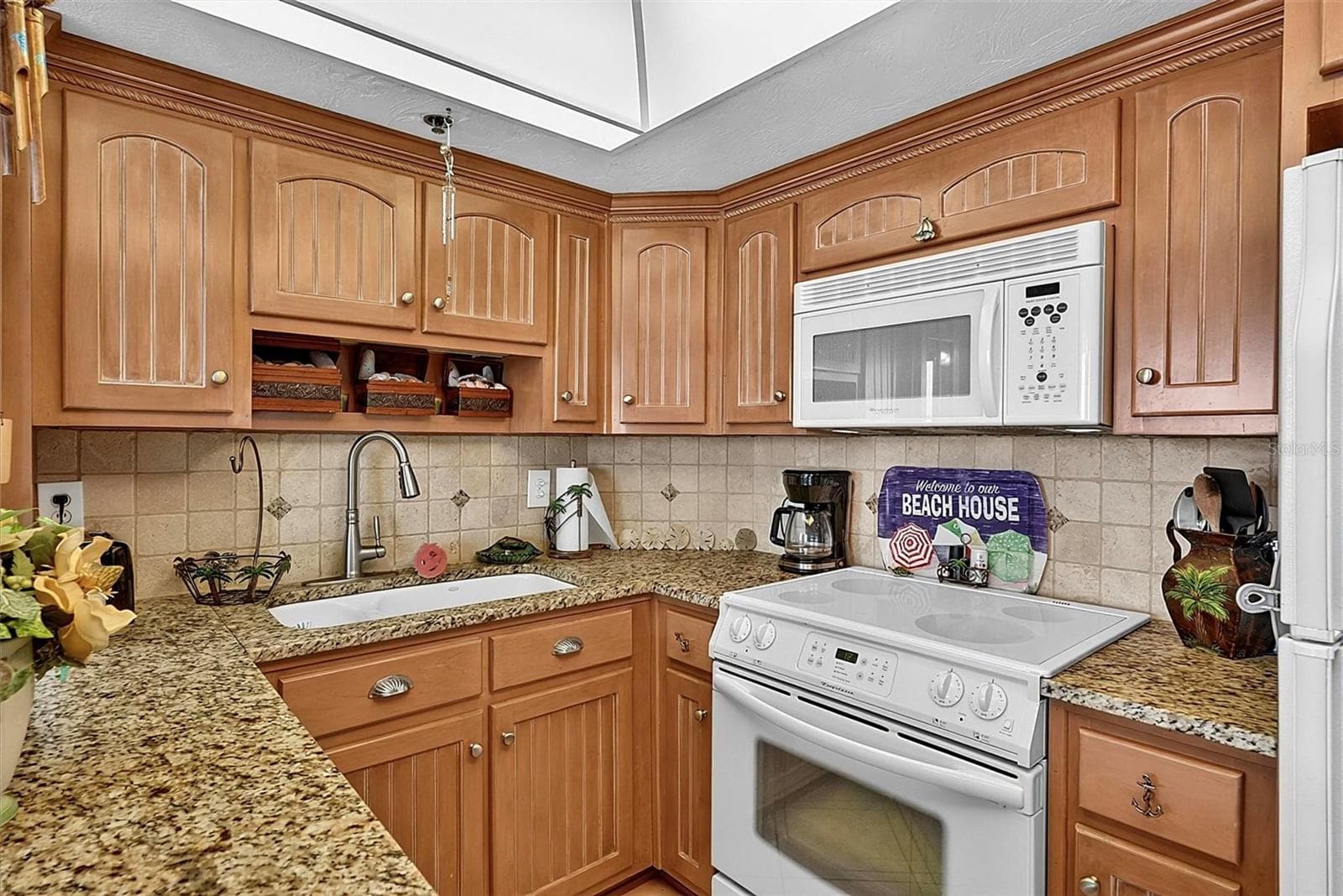 3013 ATLANTIC AVENUE — photo 3 of 50