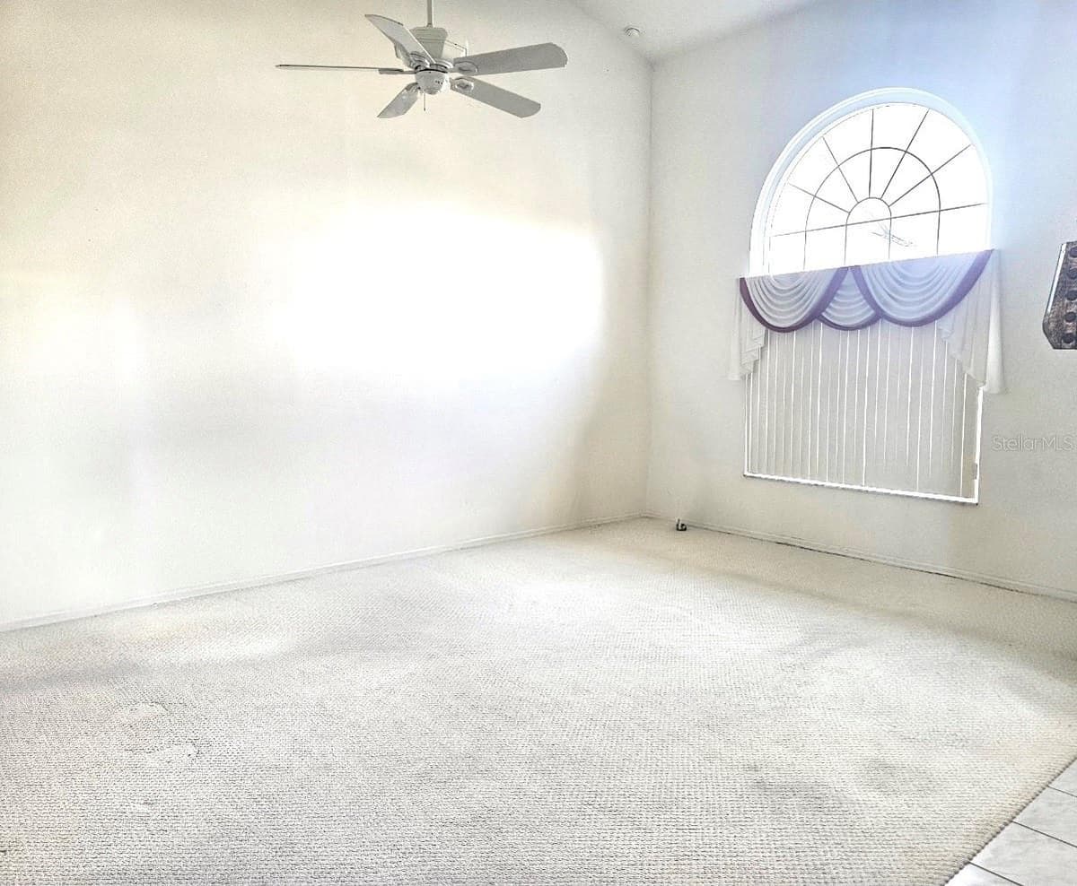 48 CRYSTAL MEADOW PATH — photo 12 of 19