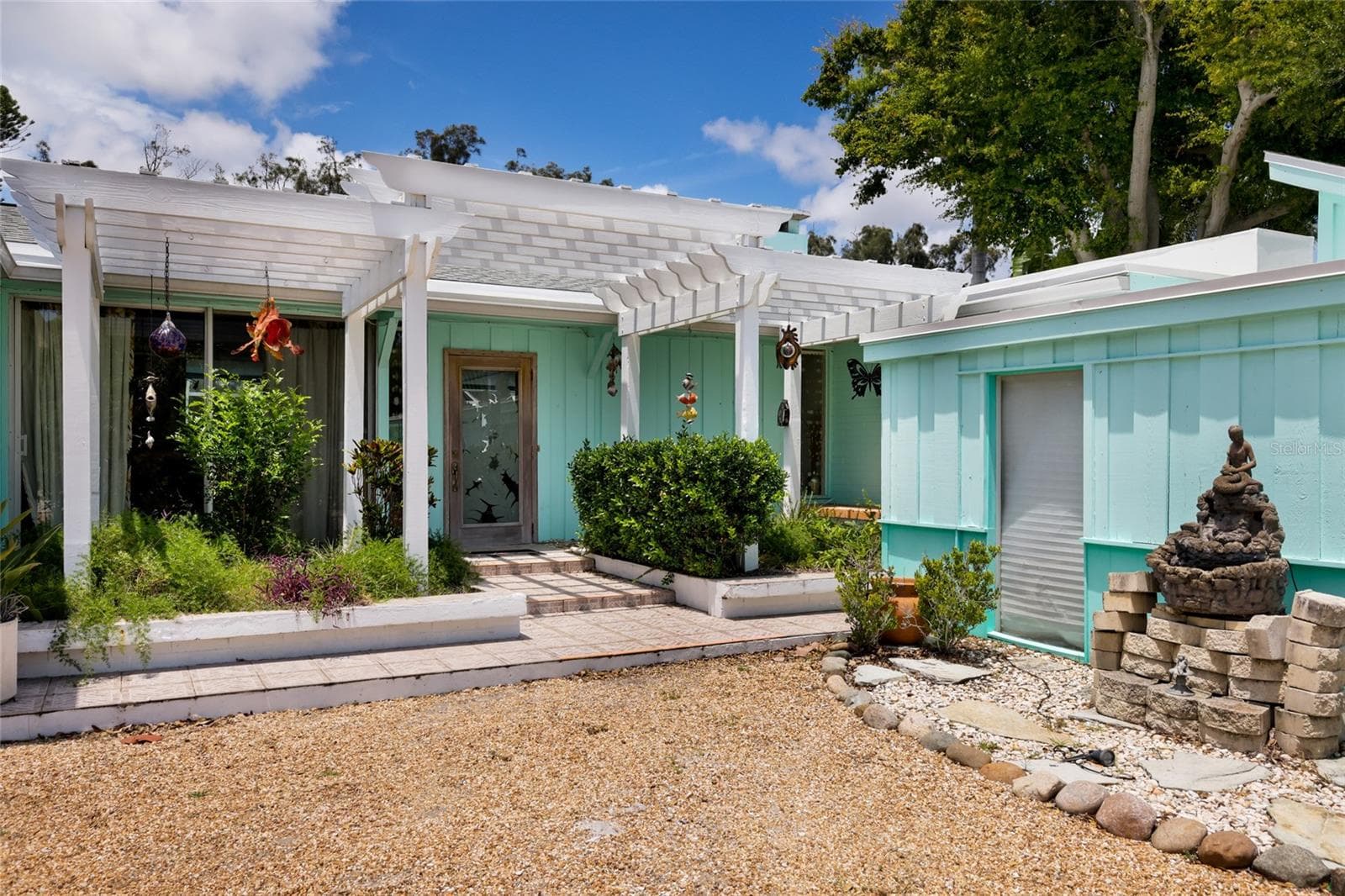 311 MAGELLAN DRIVE — photo 8 of 41