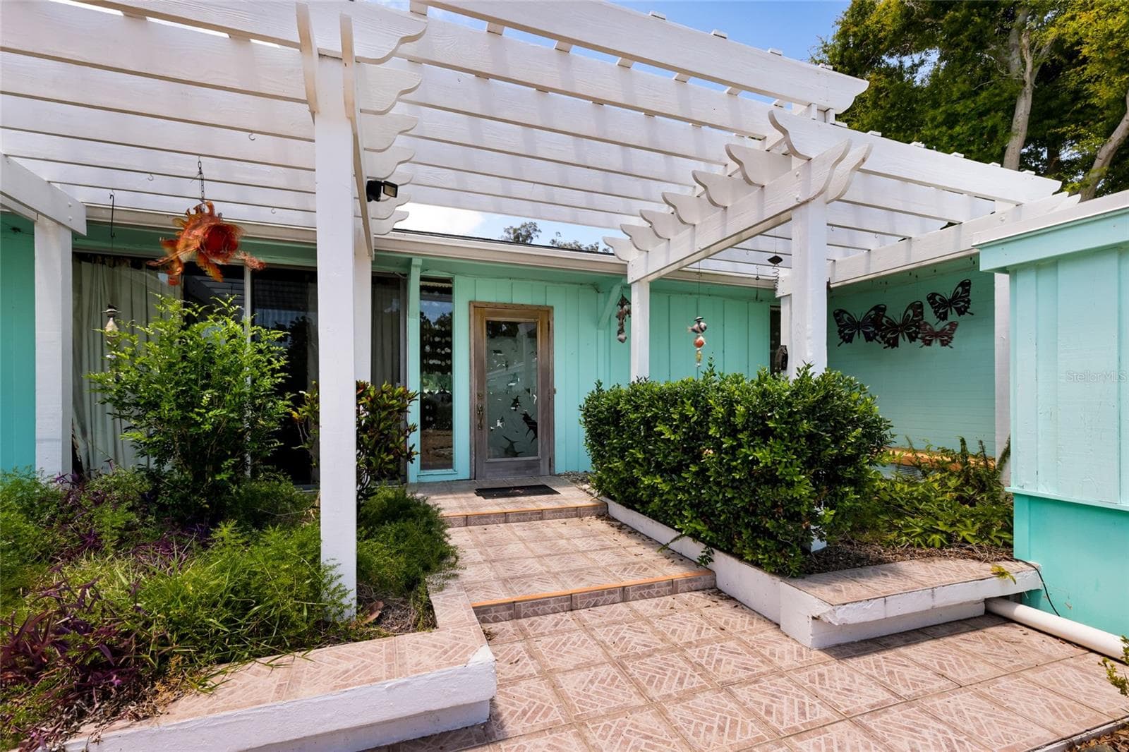 311 MAGELLAN DRIVE — photo 9 of 41