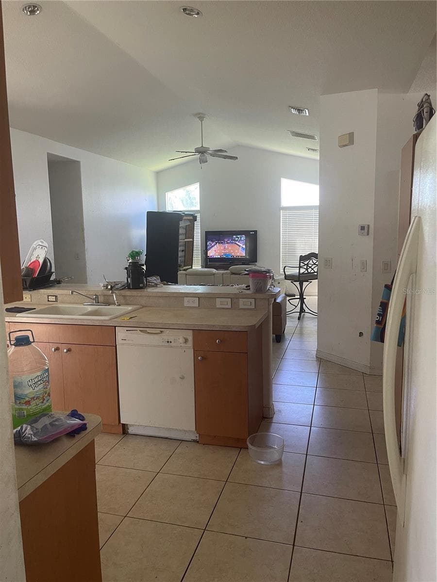 2719 46TH STREET — photo 8 of 12