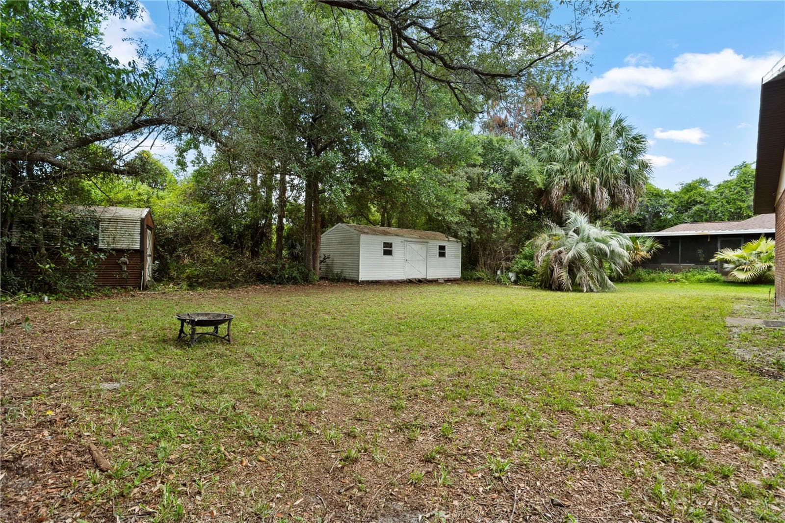 86 SPUR ROAD — photo 4 of 44