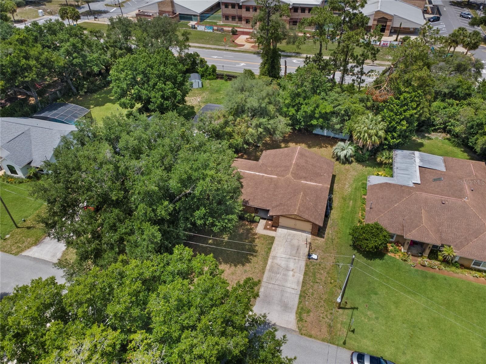 86 SPUR ROAD — photo 8 of 44