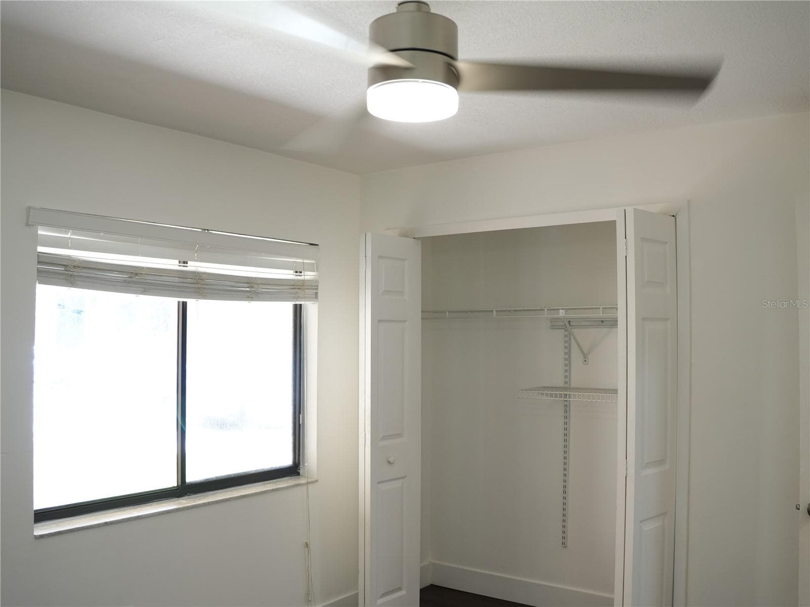 4406 LAKE ORLANDO PARKWAY — photo 11 of 18
