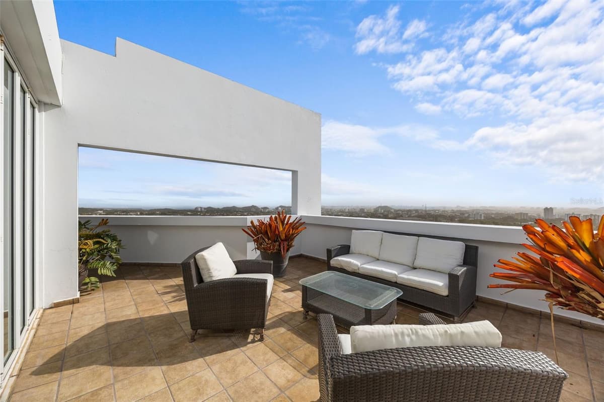 14 RD 833, LA CIMA — photo 24 of 27