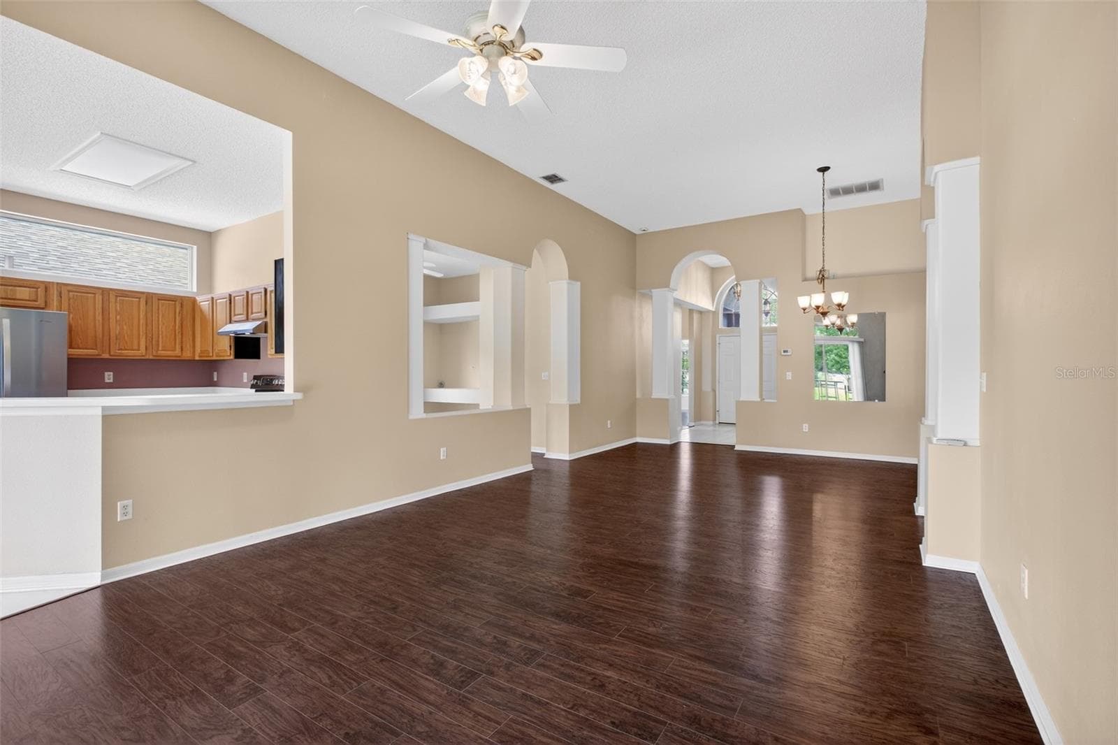 965 EKANA GREEN COURT — photo 8 of 31
