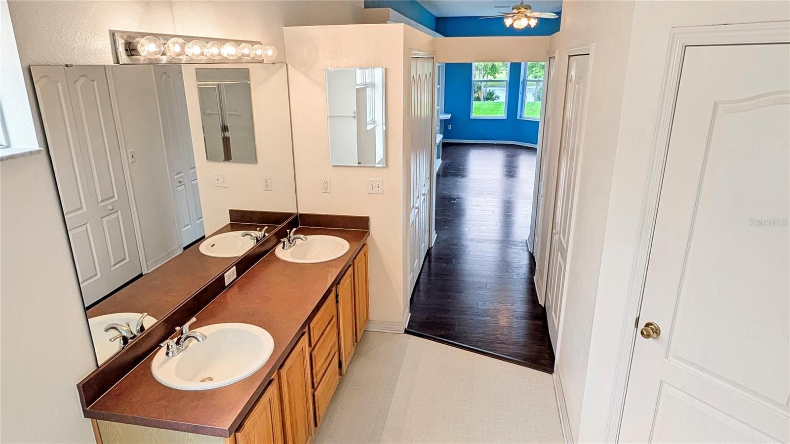 965 EKANA GREEN COURT — photo 18 of 31