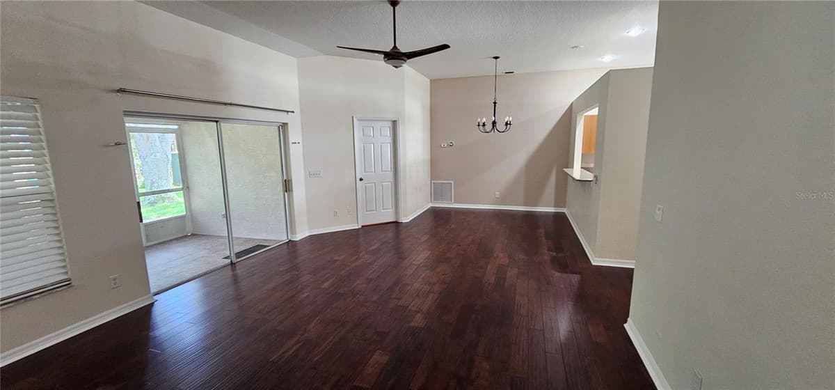 1068 VANDERBILT DRIVE — photo 10 of 29