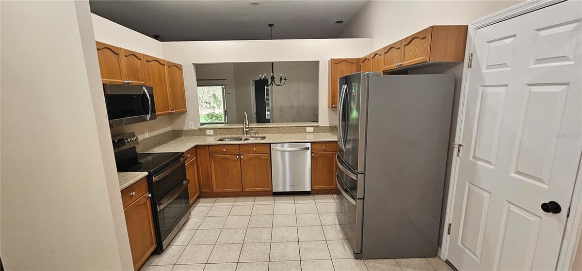 1068 VANDERBILT DRIVE — photo 6 of 29