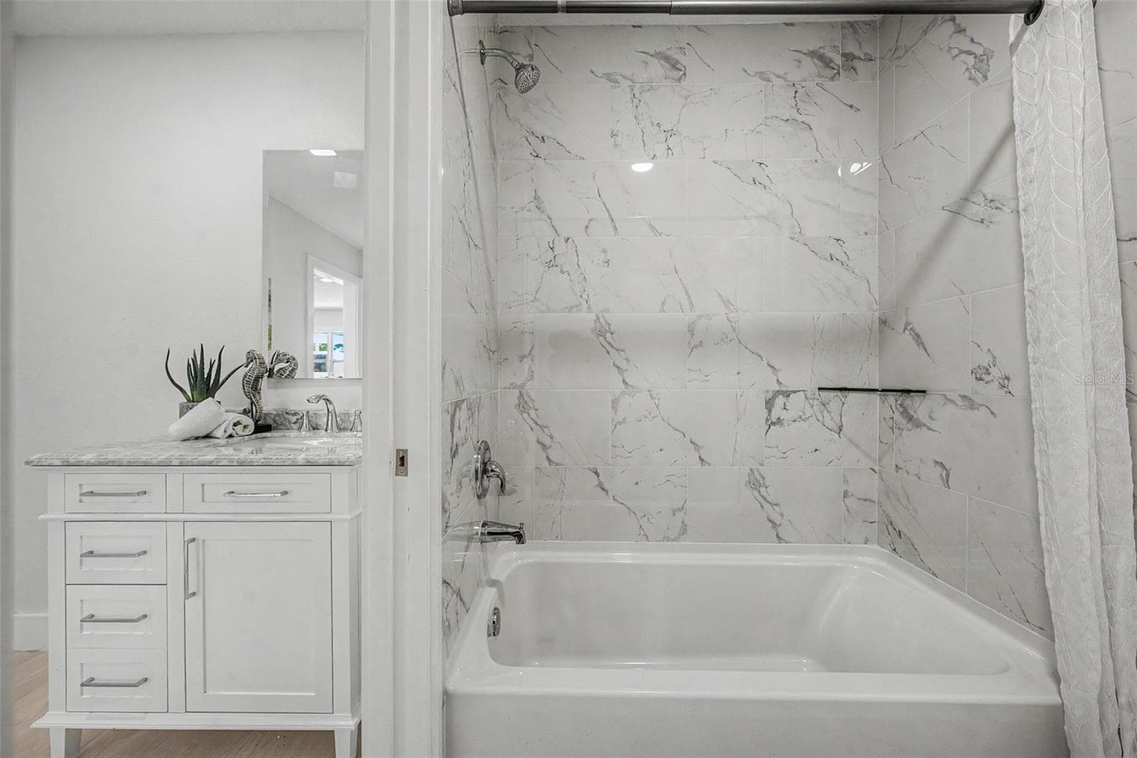 3340 FLORAMAR TERRACE — photo 27 of 60