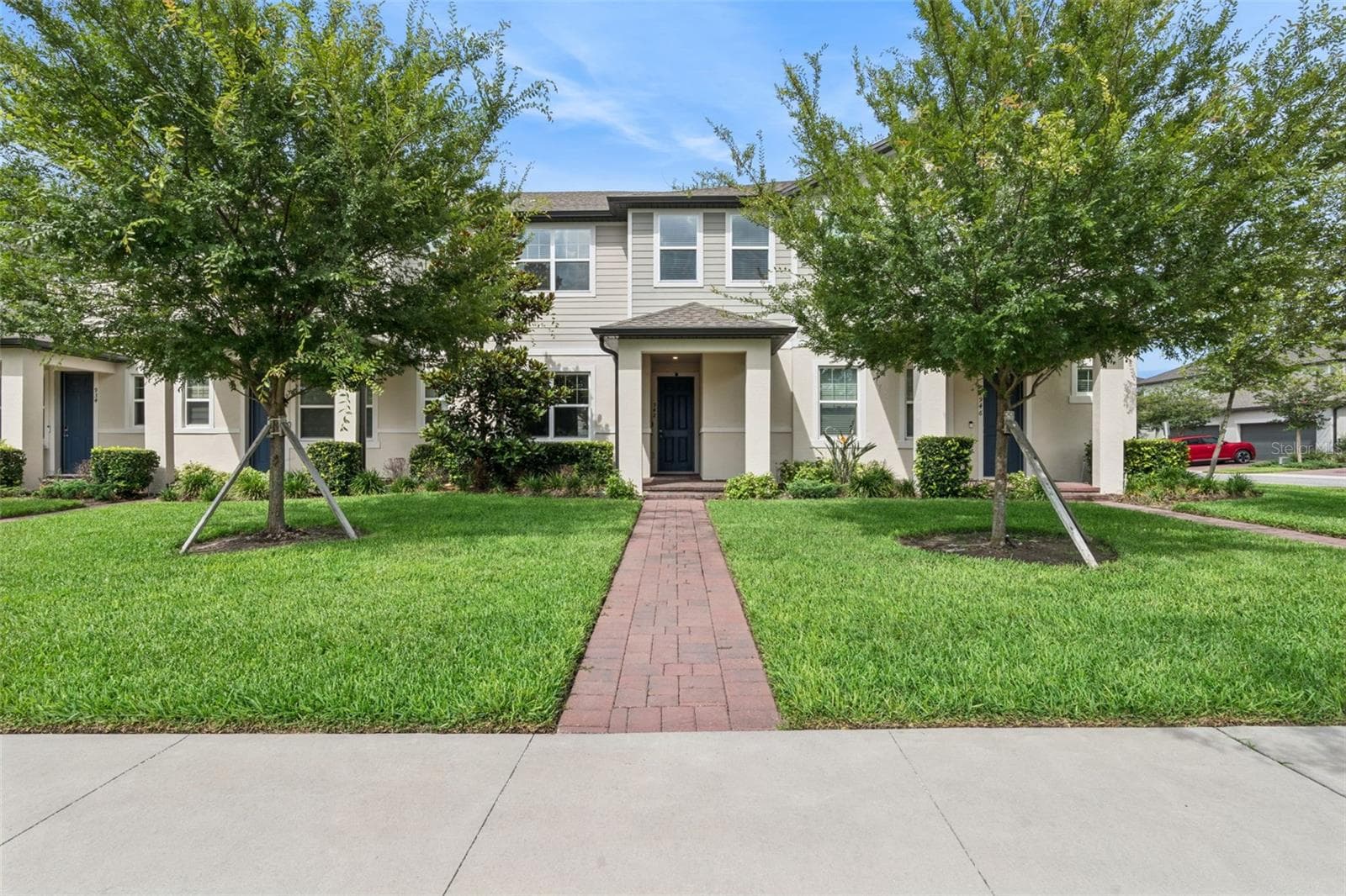 942 LEGACY WINDS WAY
