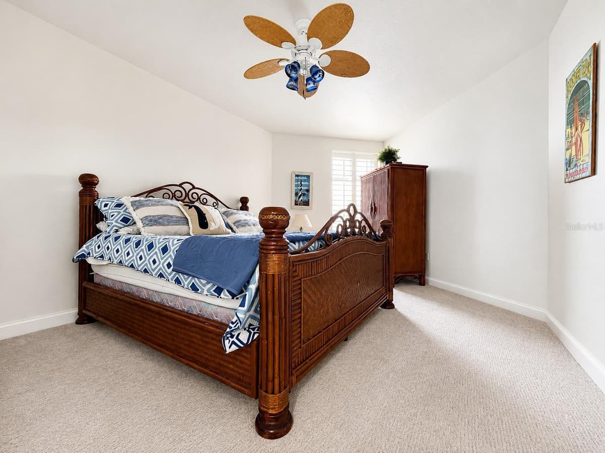10 PAPAYA STREET — photo 18 of 30