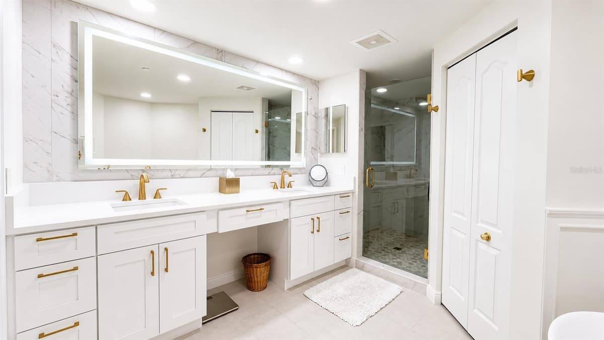 10 PAPAYA STREET — photo 14 of 30