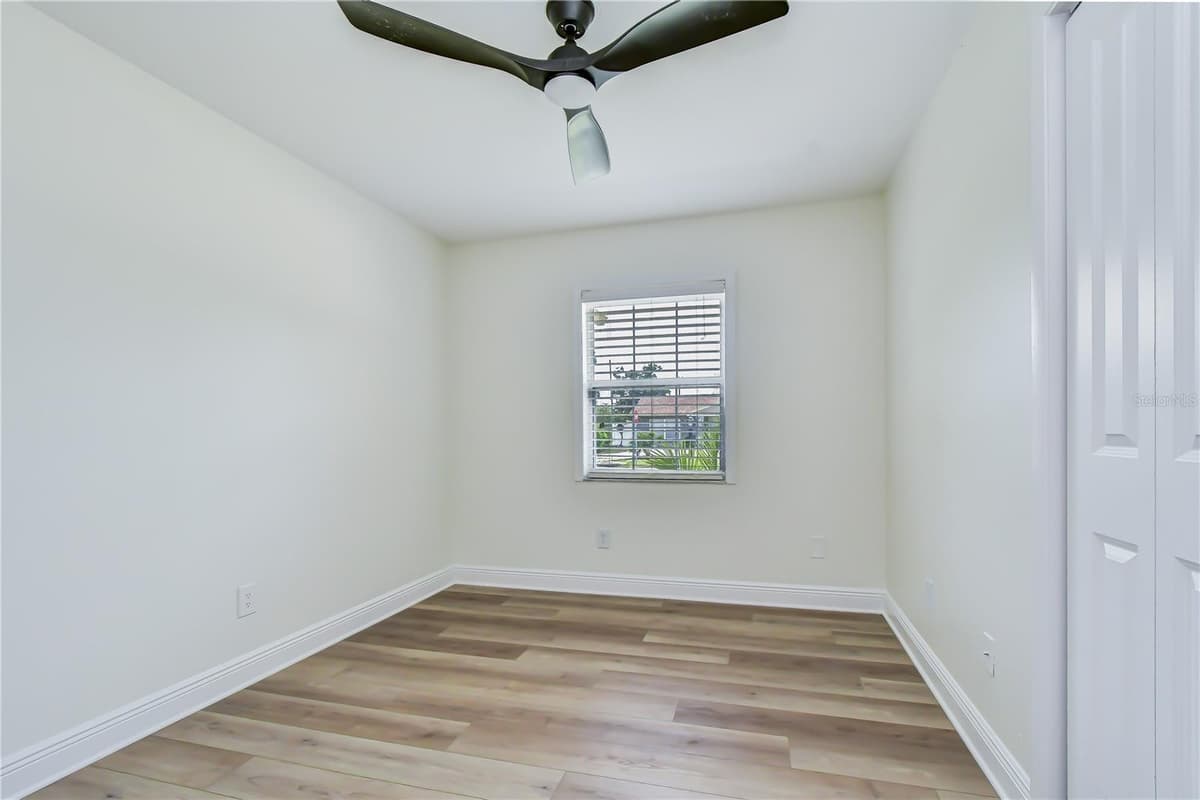 2101 HAMILTON AVENUE — photo 13 of 29
