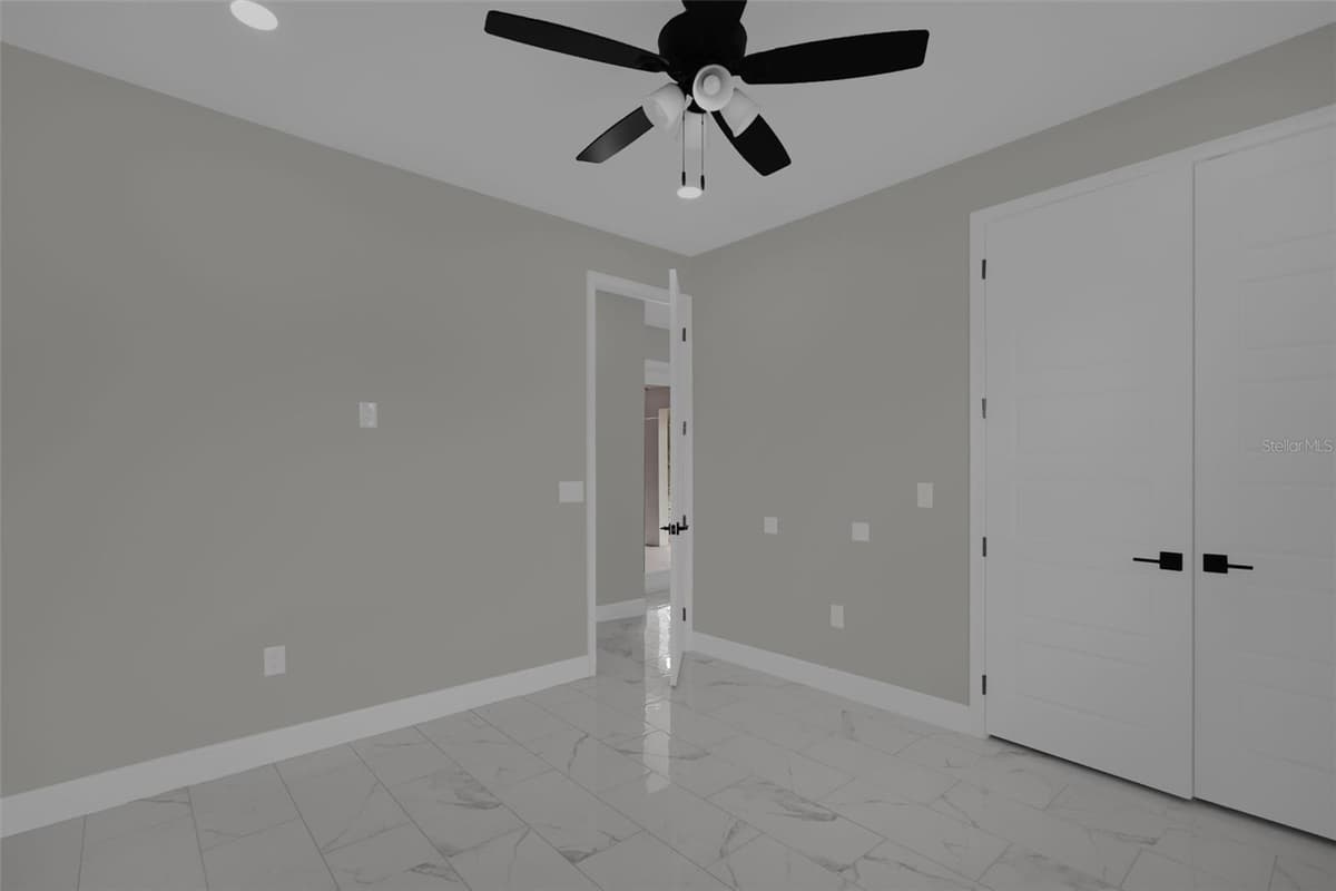 2510 LAKE FRONT DRIVE — photo 26 of 42