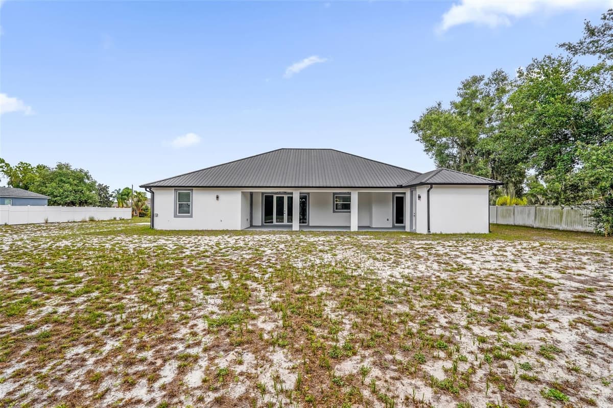 2510 LAKE FRONT DRIVE — photo 36 of 42