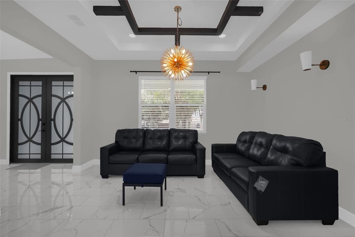 2510 LAKE FRONT DRIVE — photo 5 of 42