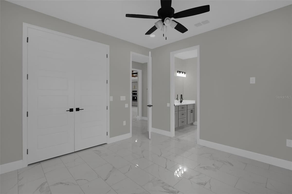 2510 LAKE FRONT DRIVE — photo 30 of 42