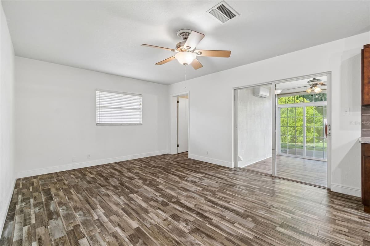 503 ROLLINGVIEW DRIVE — photo 15 of 35
